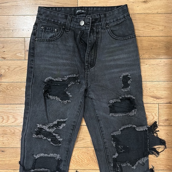 Nasty Gal Ripped Mom Jeans - Picture 3 of 6